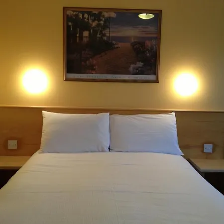 The Rosslare Port Hotel 3*